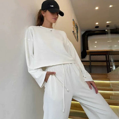Comfortable Training Set Long-Sleeve Shirt Jogging Pants