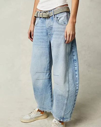 Modern Women's Mid-Rise Jeans