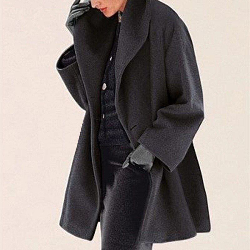 Elegant Women's Wool Coat Relaxed Fit