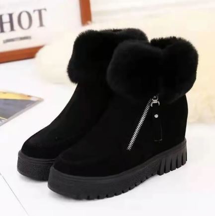 Women's Winter Boots with Fur Trim