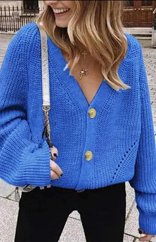 Women's scarf cardigan buttons