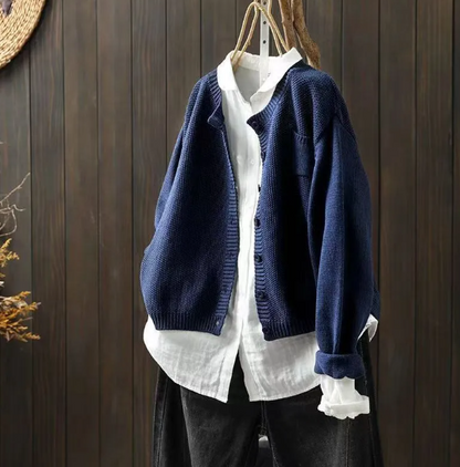 Fashionable Women's Cardigan Elegant