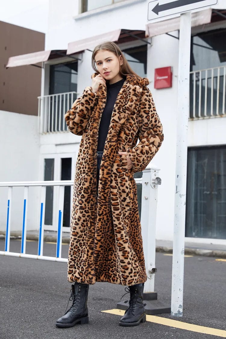 Elegant Women's Winter Jacket Modern Style