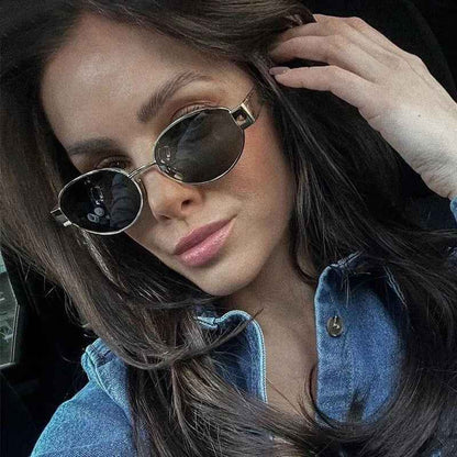 Livia - Elegant Oval Sunglasses with Silver Accent