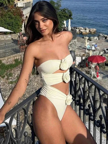 Luna - Feminine Floral Print Bandeau Monokini