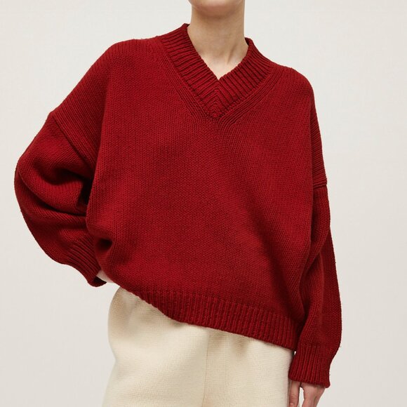 Fashionable V-Neck Sweater Women
