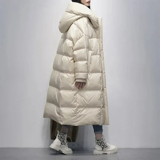 Lange Winterjacke mit Daunenfüllung - IdealeKleiden