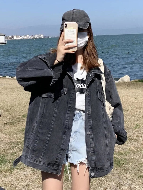 Women's Long-Sleeve Jacket with Elegant Cut