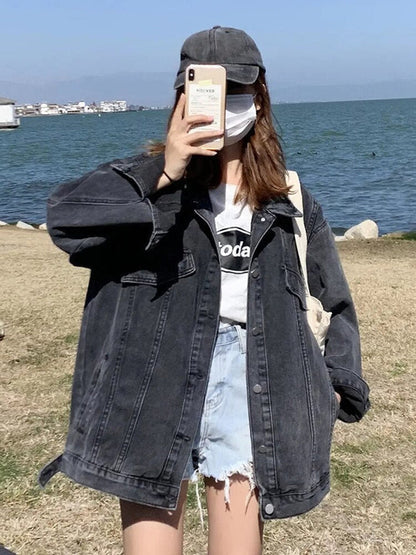Women's Long-Sleeve Jacket with Elegant Cut