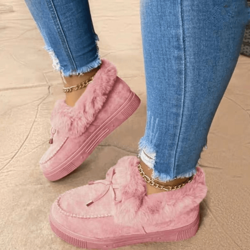 Comfortable Women's Slippers with Soft Plush
