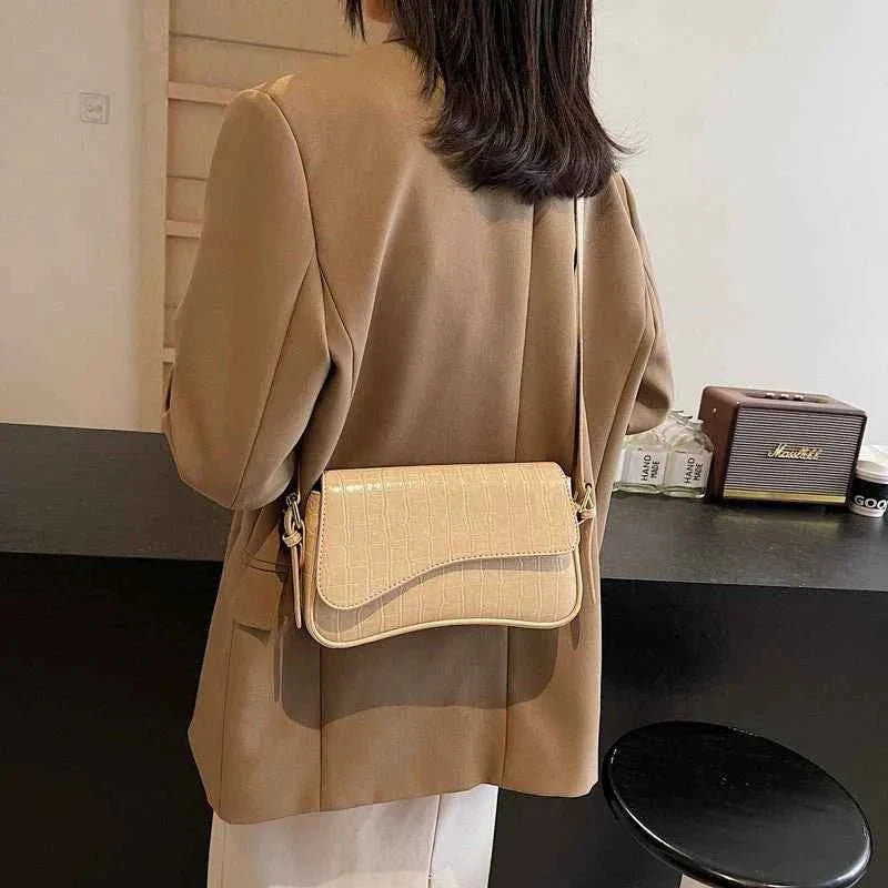 Mila - Women's School Bag Structured Wavy Design