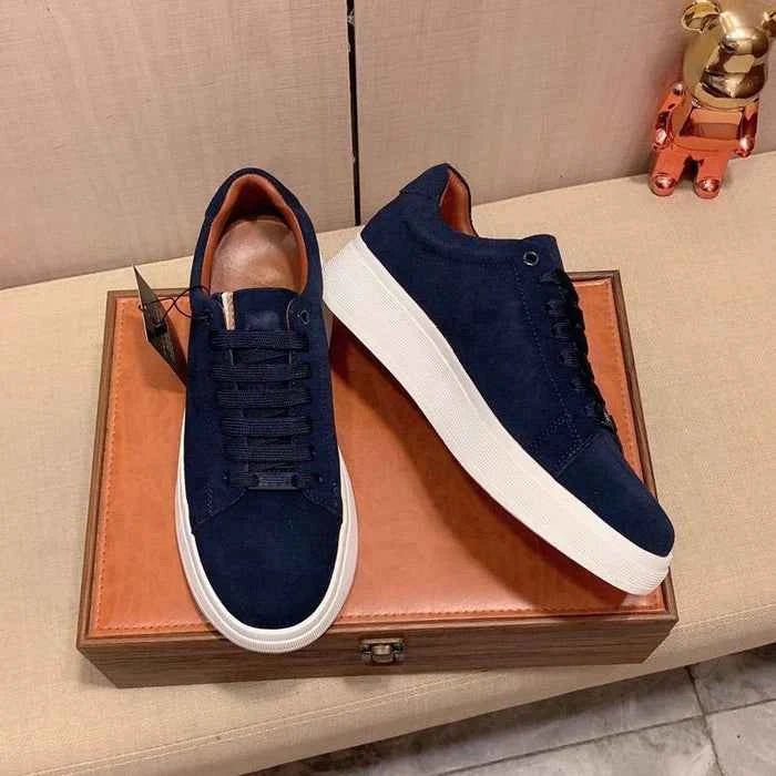 Comfortable Running Shoes Minimal Design