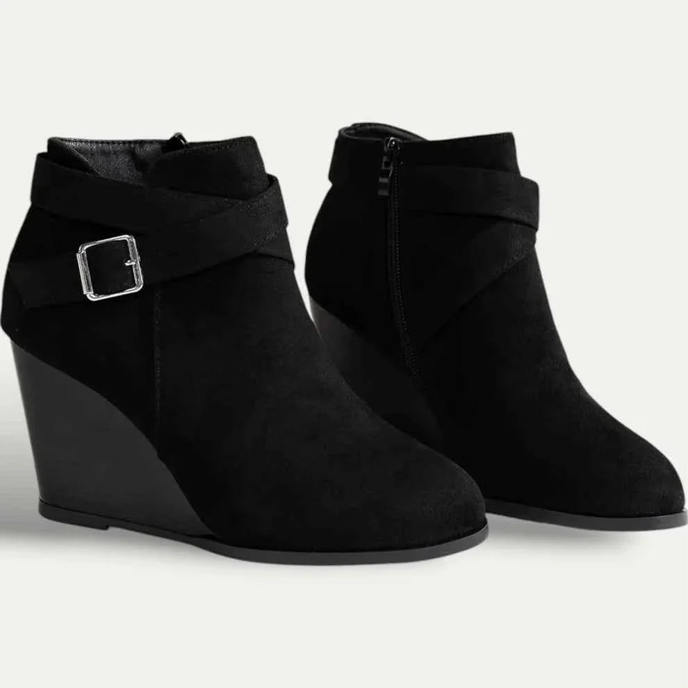 Stylische Damenstiefel - IdealeKleiden