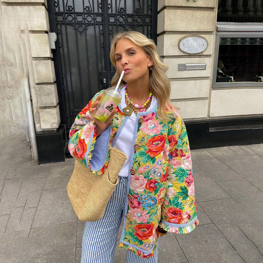 Weite Steppjacke Blumenmuster Knopfverschluss - IdealeKleiden