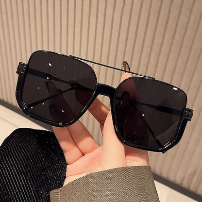 Stylish Oversized Aviator Sunglasses