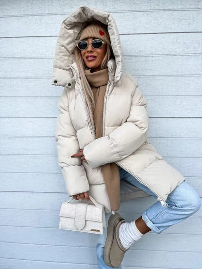 Warm Winter Jacket Women Elegant Modern Seasonal Collection