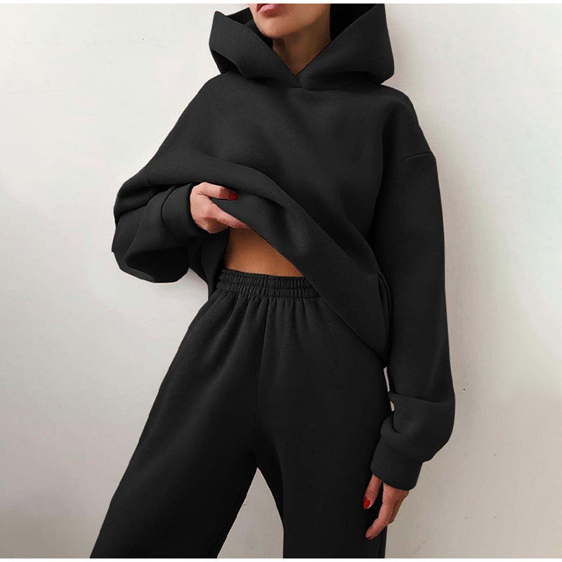 Fashionable Women's Streetwear Set Hoodie Jogger Pants