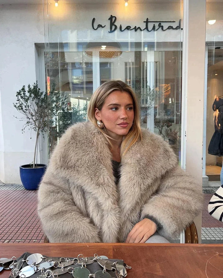 Eleganter Damenmantel Chic Winter - IdealeKleiden