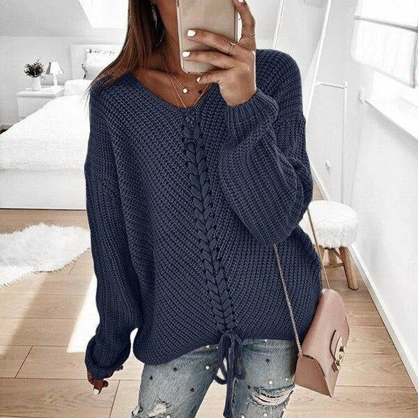Comfortable sweater with ribbed cuffs