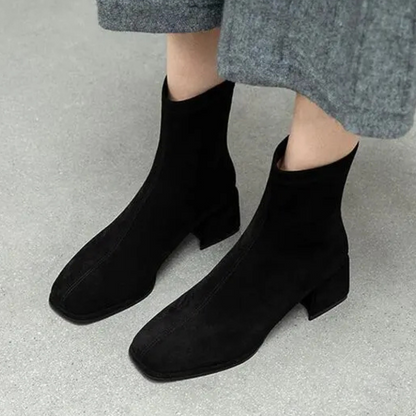 Comfortable Ankle Boots Sturdy Chic Design