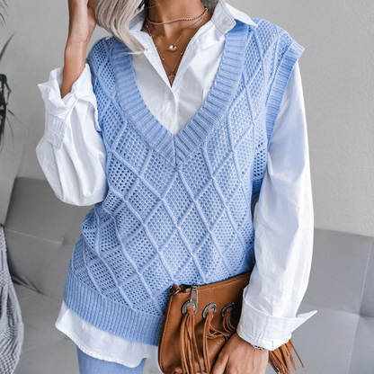 Fashionable Women's Pullover Knit Design