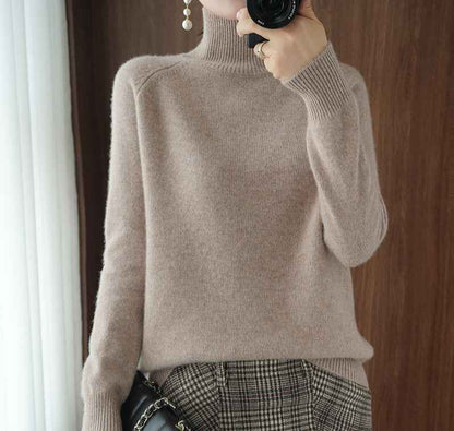 Comfortable, Loose-Fitting Turtleneck Sweater