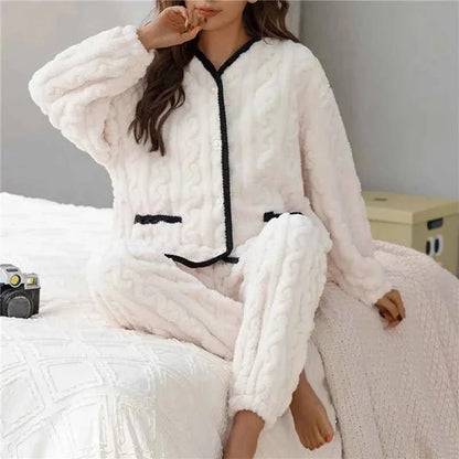Women's sleepwear set