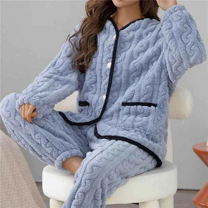 Women's sleepwear set