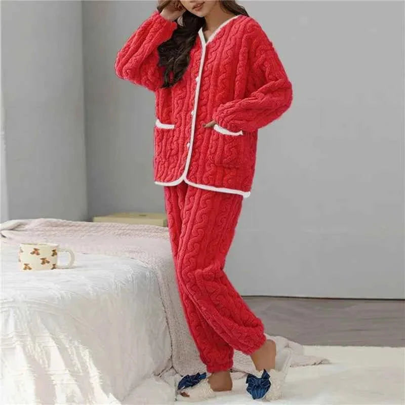 Women's sleepwear set