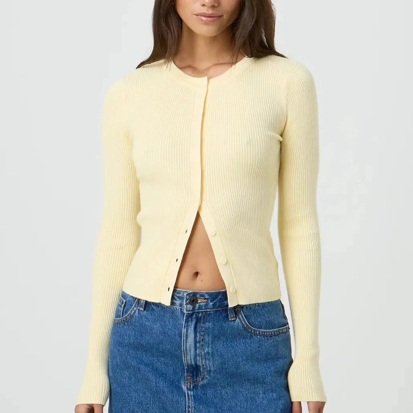 Klassischer Cardigan Kurz Schnitt - IdealeKleiden