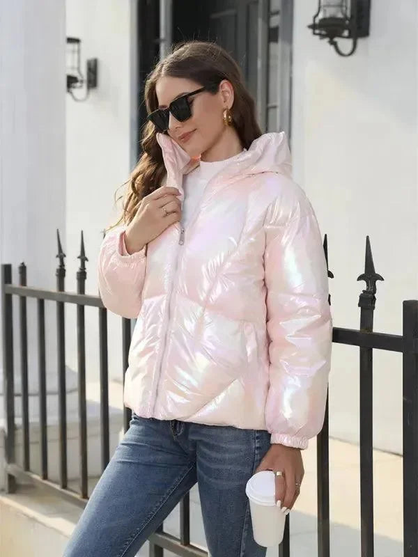 Stylische Damen-Parka mit Glanz-Kapuze - IdealeKleiden