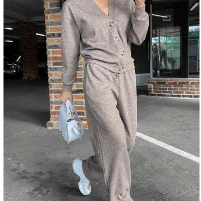 Two-piece business outfit: Cardigan with buttons and matching dress pants