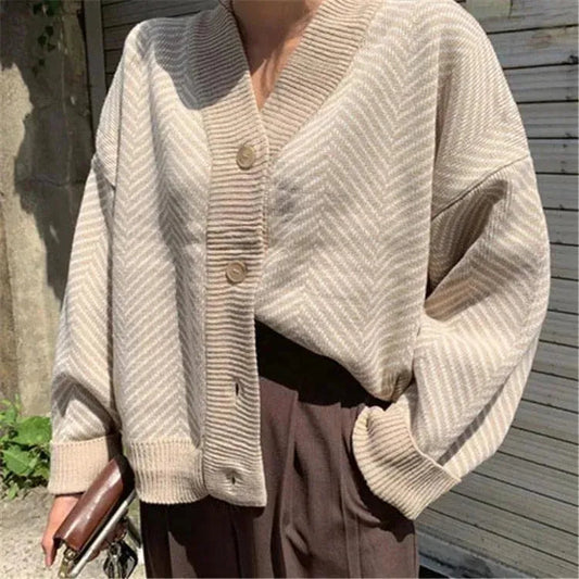 Große Damen Strickjacke Übergröße - IdealeKleiden