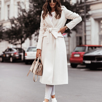 Stylische Damenwinterjacke Lang & Warm
