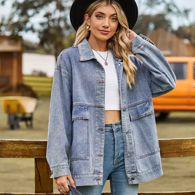 Elegant Women's Denim Jacket Trend