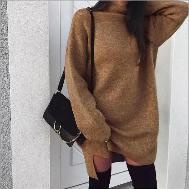 Oversize Knitted Roll-neck Dress Model