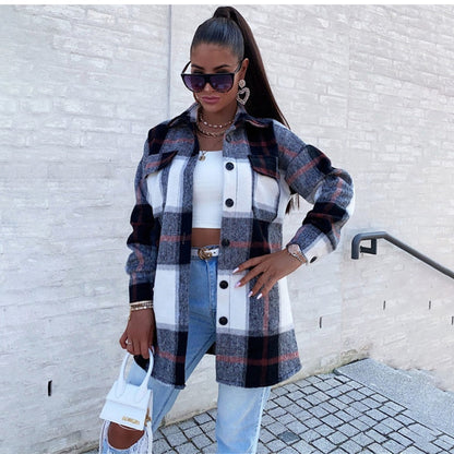 Women's Denim Jacket Stylish & Comfortable