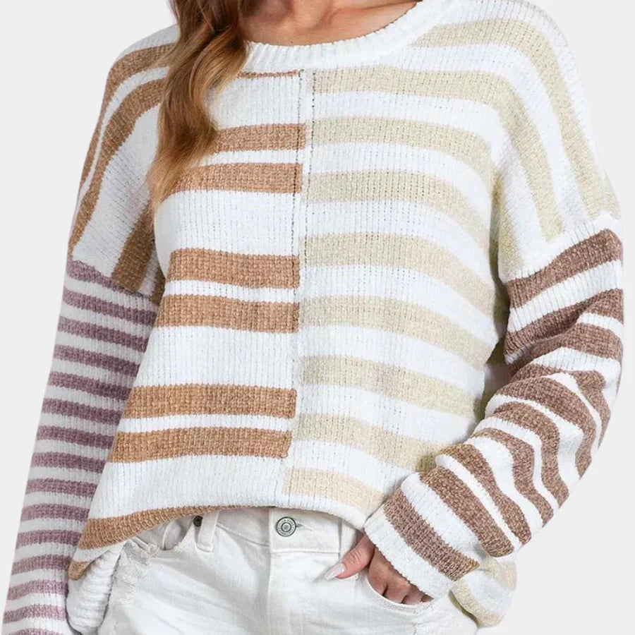 Elegant Women's Sweater Timeless Design